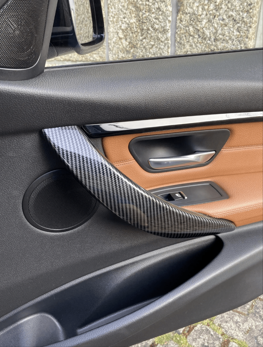 Poignées de portes intérieures carbone pour BMW Série 3 F30 et Série 4 F32 (2014 - 2020)